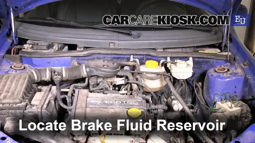 1998 Opel Corsa B II 1.0L 3 Cyl. Brake Fluid